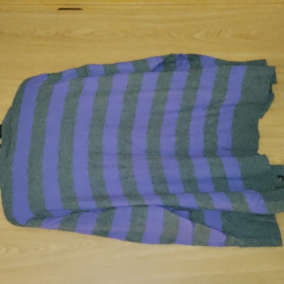 Plus size cardigan - Picture 3 of 3